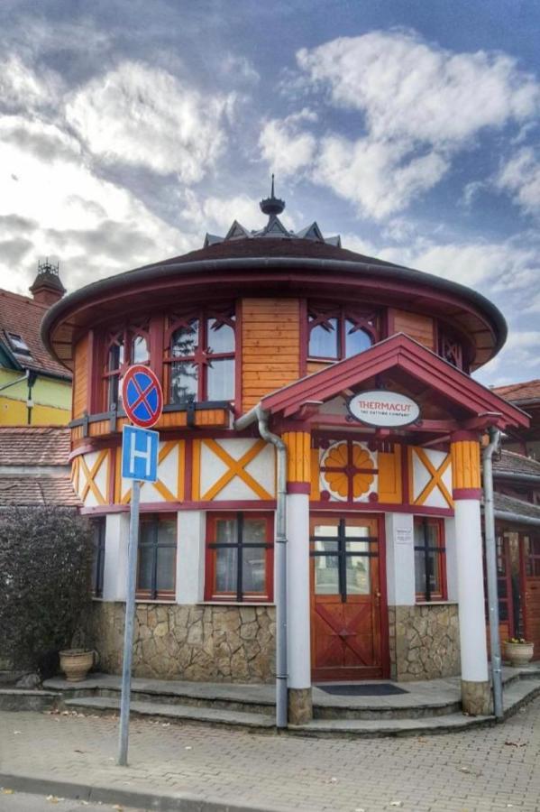 Danubia Apartman Esztergom Exterior foto
