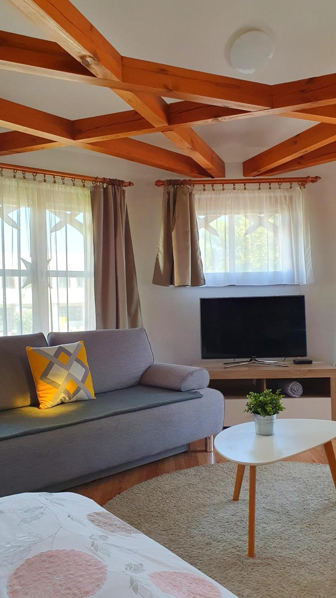 Danubia Apartman Esztergom Exterior foto